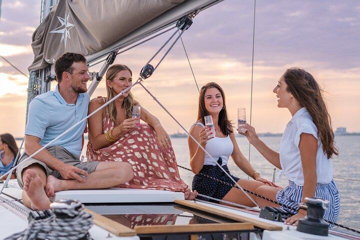 Charter a vela privato con capitano, BYOB