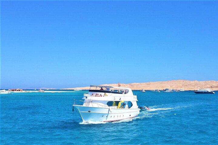 Orange Bay Island snorkeltrip en watersporten in Hurghada