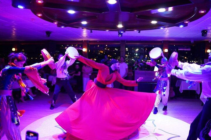 Istanbul: Luxury Dinner & Traditional Dance Bosphorus Cruise