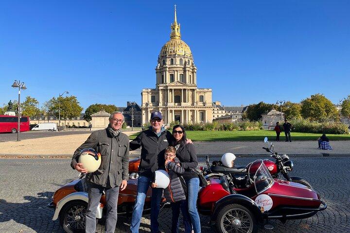 Highlights von Paris: Private Tour im Beiwagen
