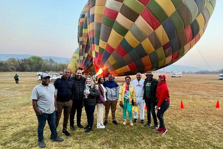 Sunrise Hot Air Balloon Safari with Breakfast near Hartbeespoort