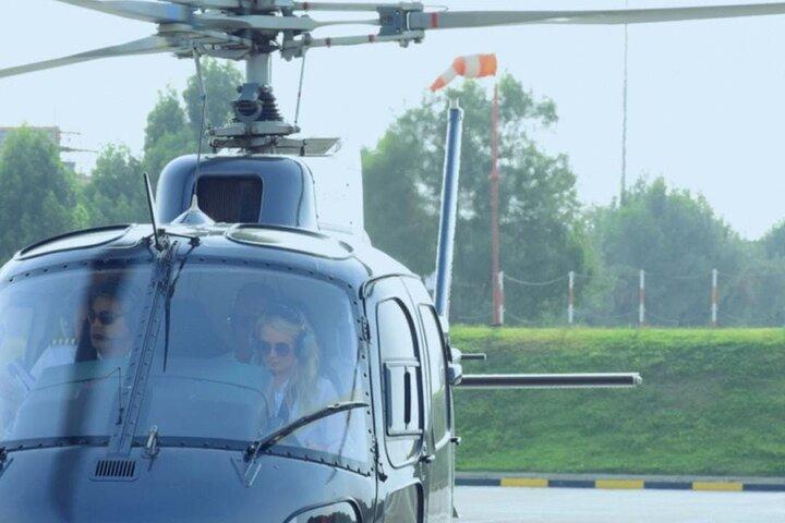 Dubai: Sightseeing vanuit de lucht – Helikopter Tour 17 minuten