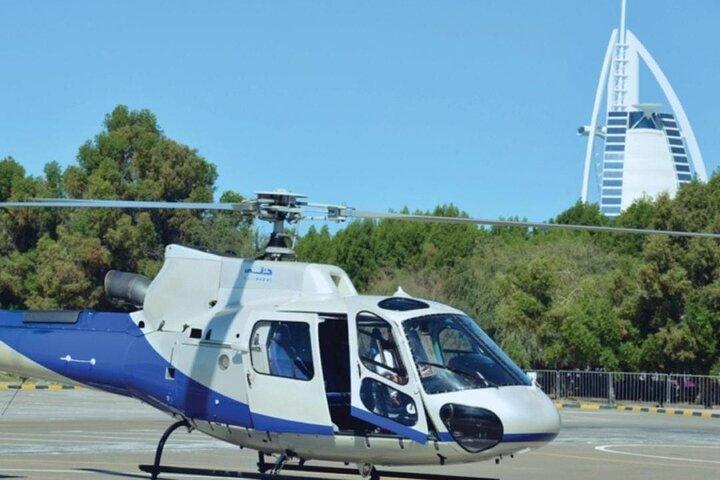 Dubai: Sightseeing vanuit de lucht – Helikopter Tour 17 minuten