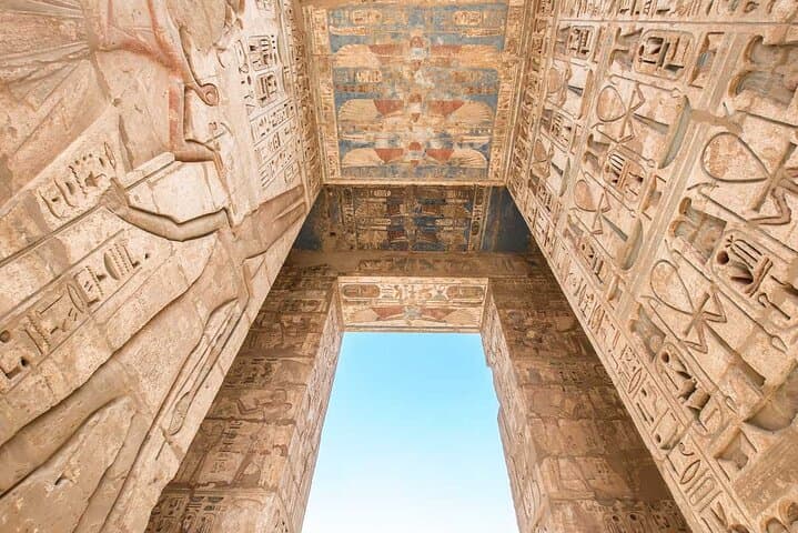 Tour to Valley of Queens Valley of the Artisans Tombs of Nobles