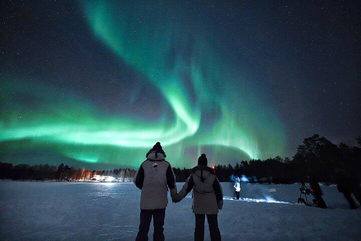 Rovaniemi : Northern Lights Profi garantiert - unbegrenzte Entfernung
