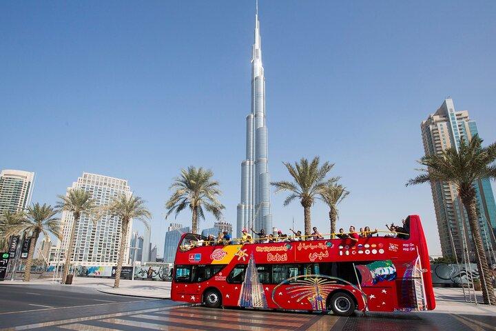 City Sightseeing Dubai Hop-On Hop-Off Bus + Lost World Aquarium