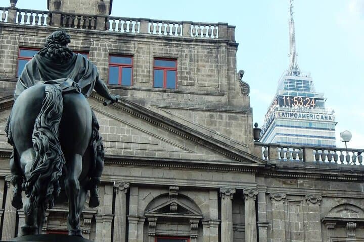 Architecture and History of Mexico City - Small Groups