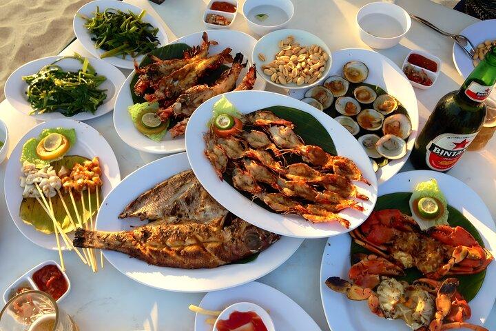 Rafting en el río Bali y Uluwatu Sunset Tour con paquetes de cena