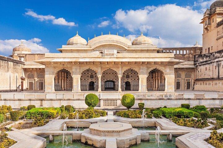 Jaipur: tour di mezza giornata del Forte Amer e del Forte Nahargarh in auto