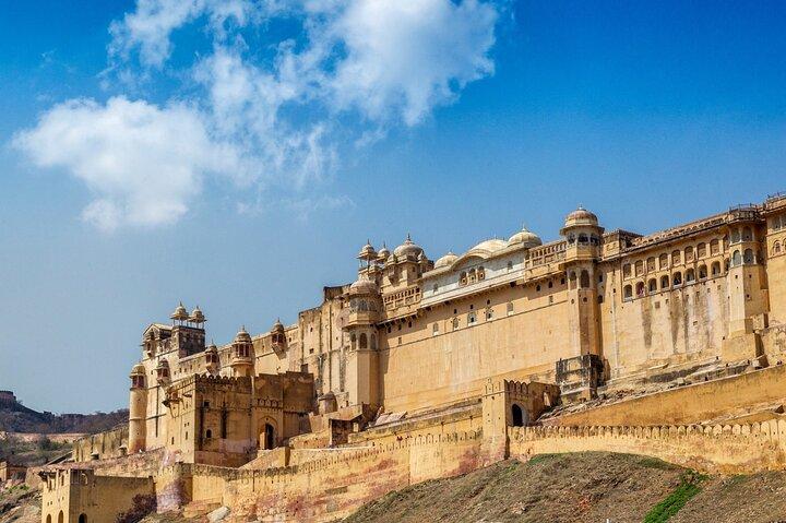 Jaipur: Halbtagestour mit dem Auto durch das Amer Fort und das Nahargarh Fort