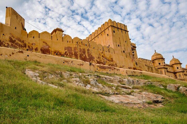 Jaipur: Halbtagestour mit dem Auto durch das Amer Fort und das Nahargarh Fort