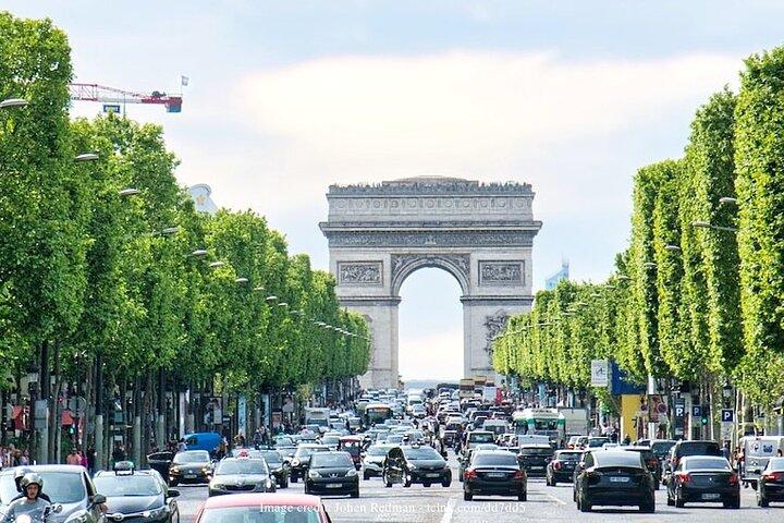 Fall In Love With Paris: プライベート半日ハイライトツアー