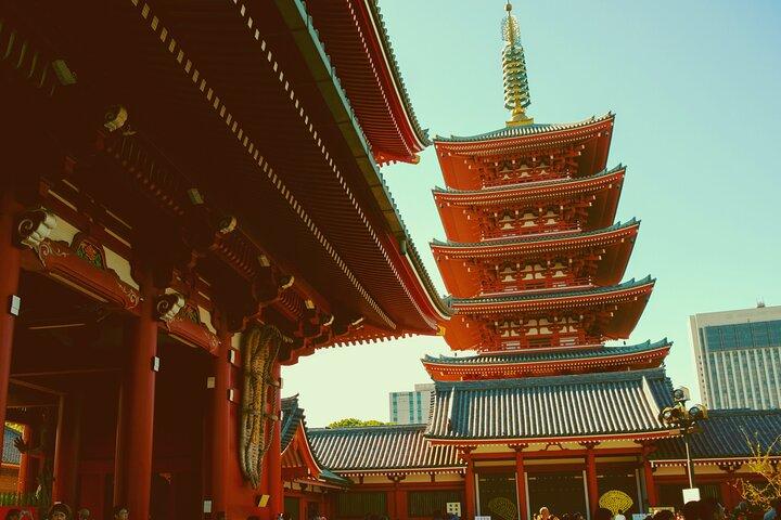 浅草発：古い東京、寺院、庭園、ポップカルチャー