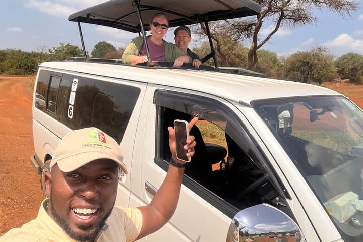 Safari In Nairobi Kenya National Park Half day Tour