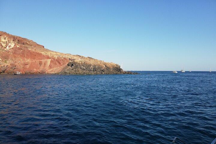 Santorini Catamaran Cruise med frisk måltid og åben bar
