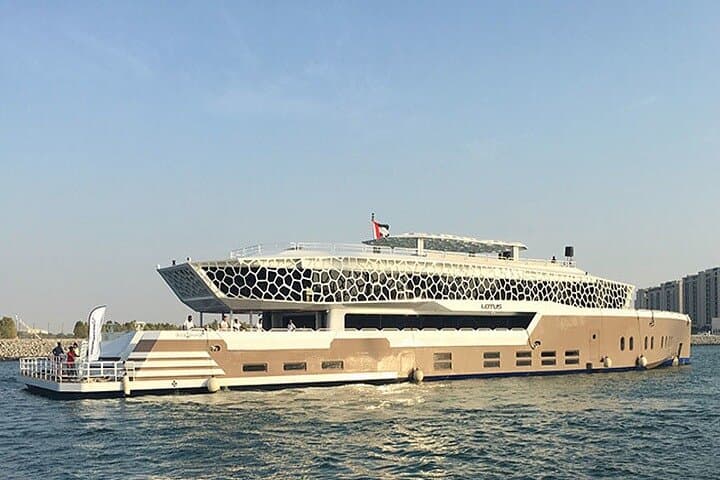 3-Hour Lotus Mega Yacht Dinner Experience in Dubai Marina