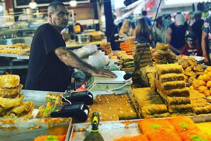 Visita guiada privada de comida e bebida em Tel Aviv