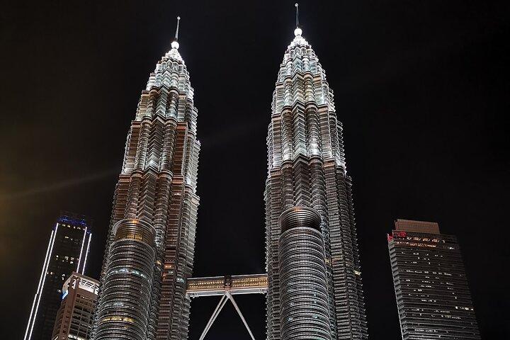 Visite privée à Kuala Lumpur et exploration des grottes de Batu Selangor