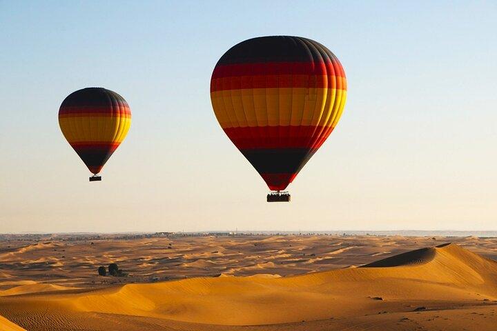 Heißluftballon Premium, Kamelritt, Dünenfahrt, Quadfahren