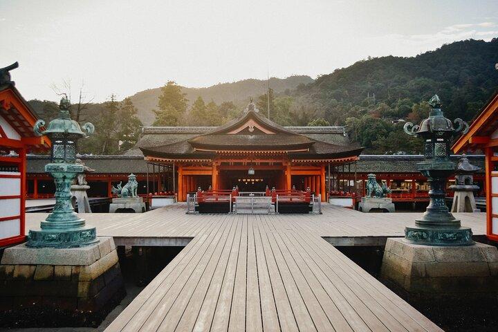Il Memoriale della Pace a Miyajima: Icone di pace e bellezza