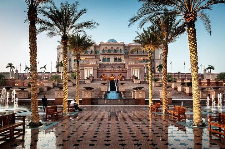 Visite privée de la ville d'Abu Dhabi avec Warner Bros