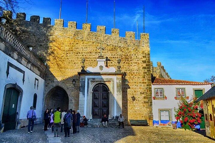 Private Lissabon nach Fátima, Nazaré & Óbidos Tour – Spirit & Charm