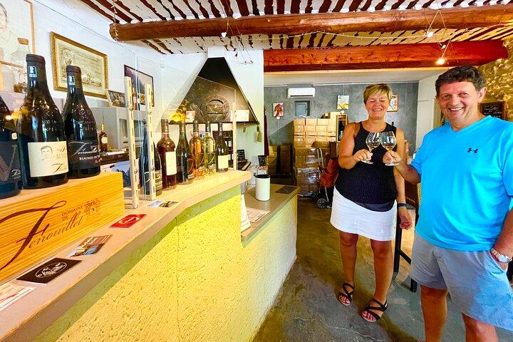 シャトーヌフ・デュ・パプとその周辺地域のワインを半日で巡る