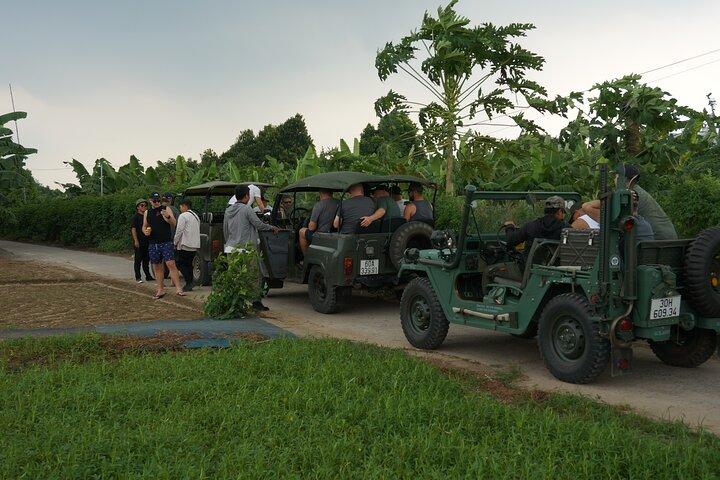 Hanoi : Jeeptour durch die Außenbezirke der Armee
