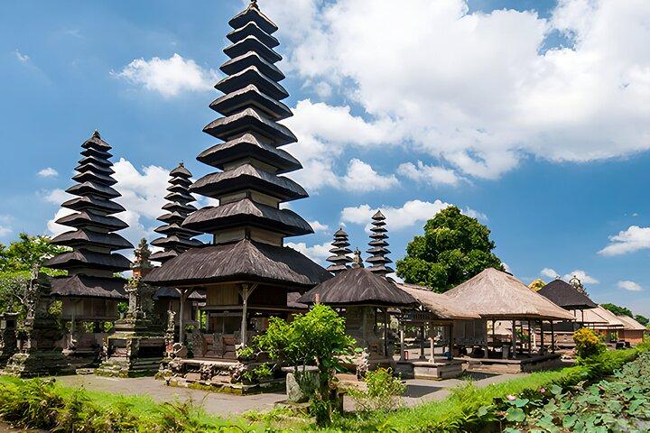 Détendez-vous et explorez : Bali Spa et Tanah Lot Sunset Tour Packages