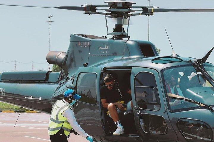 Passeio de helicóptero em Dubai