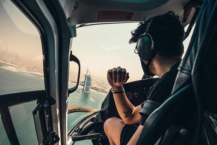 Passeio de helicóptero em Dubai