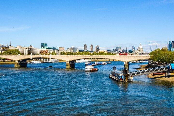 Westminster Self-Guided Walking Tour In London