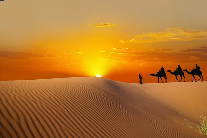 Dubai Sunrise Desert Safari with Camel Riding
