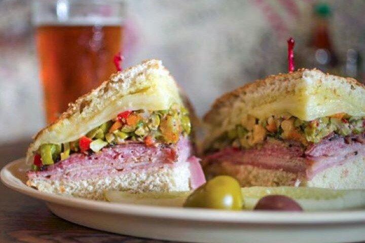 French Quarter Small-Group Cocktail og Foodie Crawl