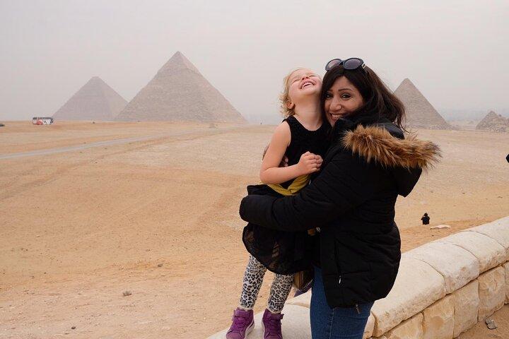 Giza-pyramiderna och Sfinxen.
