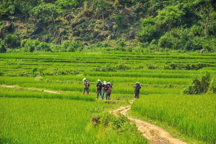 Mai Chau Walking & Cycling Day Tour