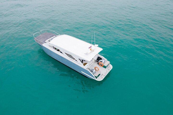Phi Phi & Bamboo Islands Escape en catamaran de luxe