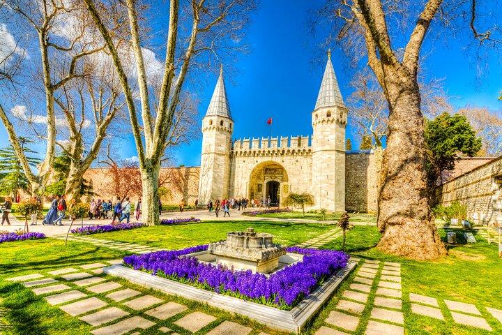 Topkapi Palace and Harem Istanbul Private Guided Tour