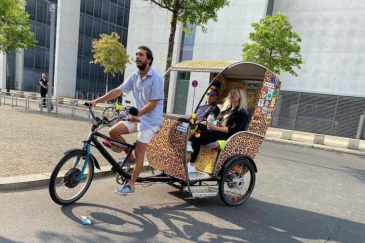 ロマンチックなベルリンの人力車シティとフォト ツアー - ピックアップを含む