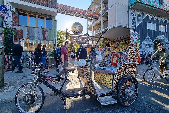 多文化都市の風景とハイライトの写真を巡る日帰り旅行
