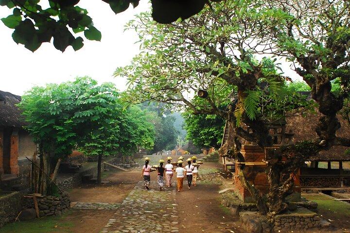 Bali Car-Charter: The Gates of Heaven Bali Tour