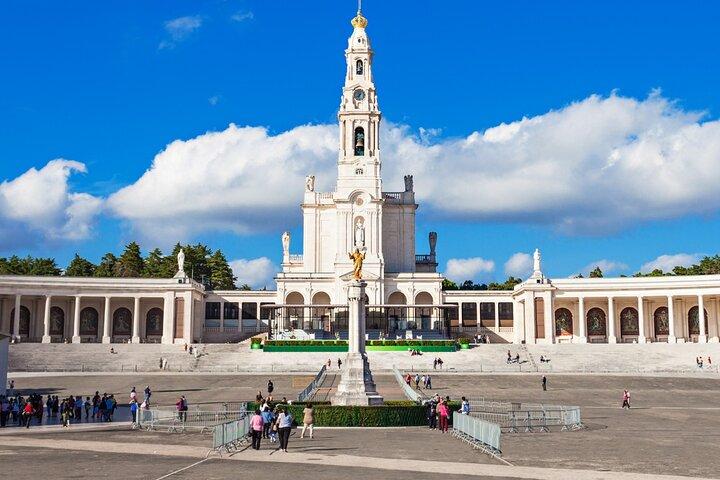 Fatima Private Tour from Lisbon with hotel pick up + drop off