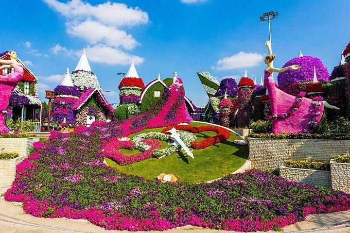 ミラクルガーデン・グローバルビレッジチケット付きプライベートドバイ市内ツアー