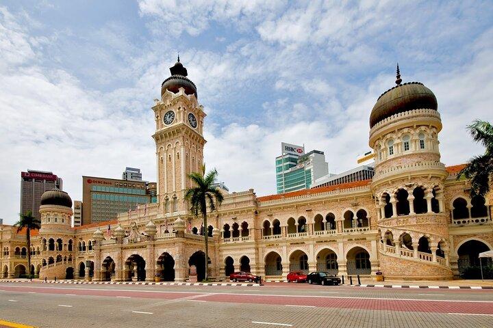 Excursion privée d'une demi-journée à Kuala Lumpur avec déjeuner local *26*