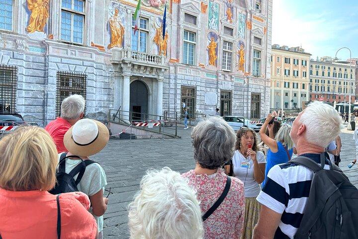 Genoa Guided Walking Tour with Panoramic Lift & Focaccia Tasting