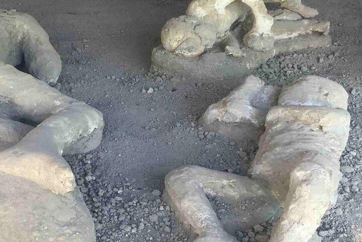 ローマ発：アマルフィ海岸とポンペイ プライベート終日ガイド付きツアー