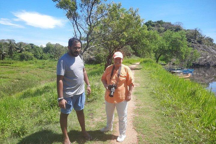 8 Days Private Guided Tour in Sri Lanka with accommodation (BB)