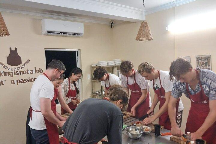 Hanoi Cooking Class Learning 5 Dishes including Banh Xeo