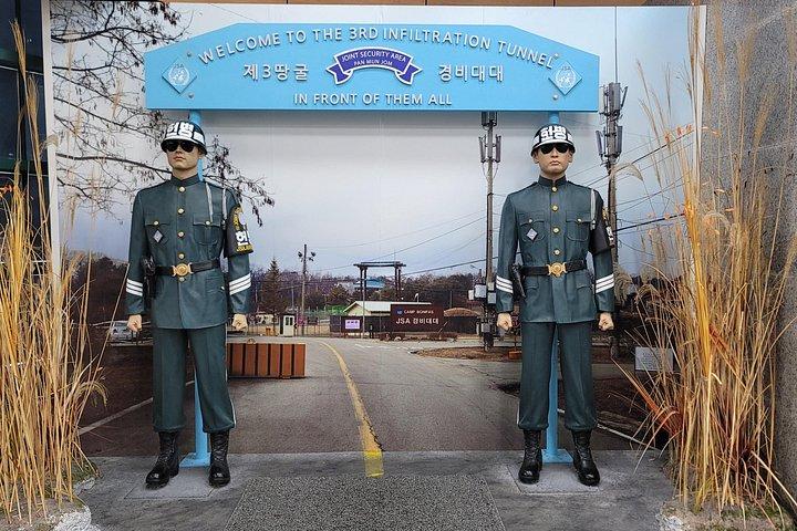 [DMZ Adventure] DMZ og valgfri Boat Voyage in River