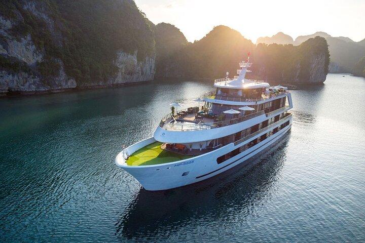 Luxe 5-sterrencruise in Halong Bay met uitzicht op zee